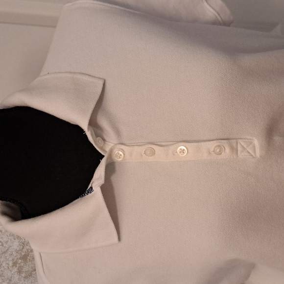 Briggs New York Size 12 cropped pants with small green frogs and White Button Do - Picture 5 of 8